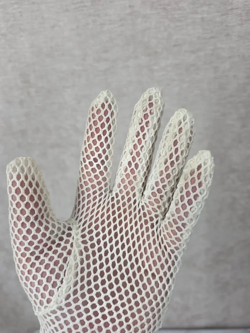 Vintage Japan Off White Mesh Fishnet Gloves
